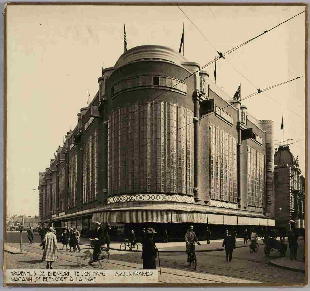 Warenhuis De Bijenkorf De Bijenkorf Department Store 4919656842